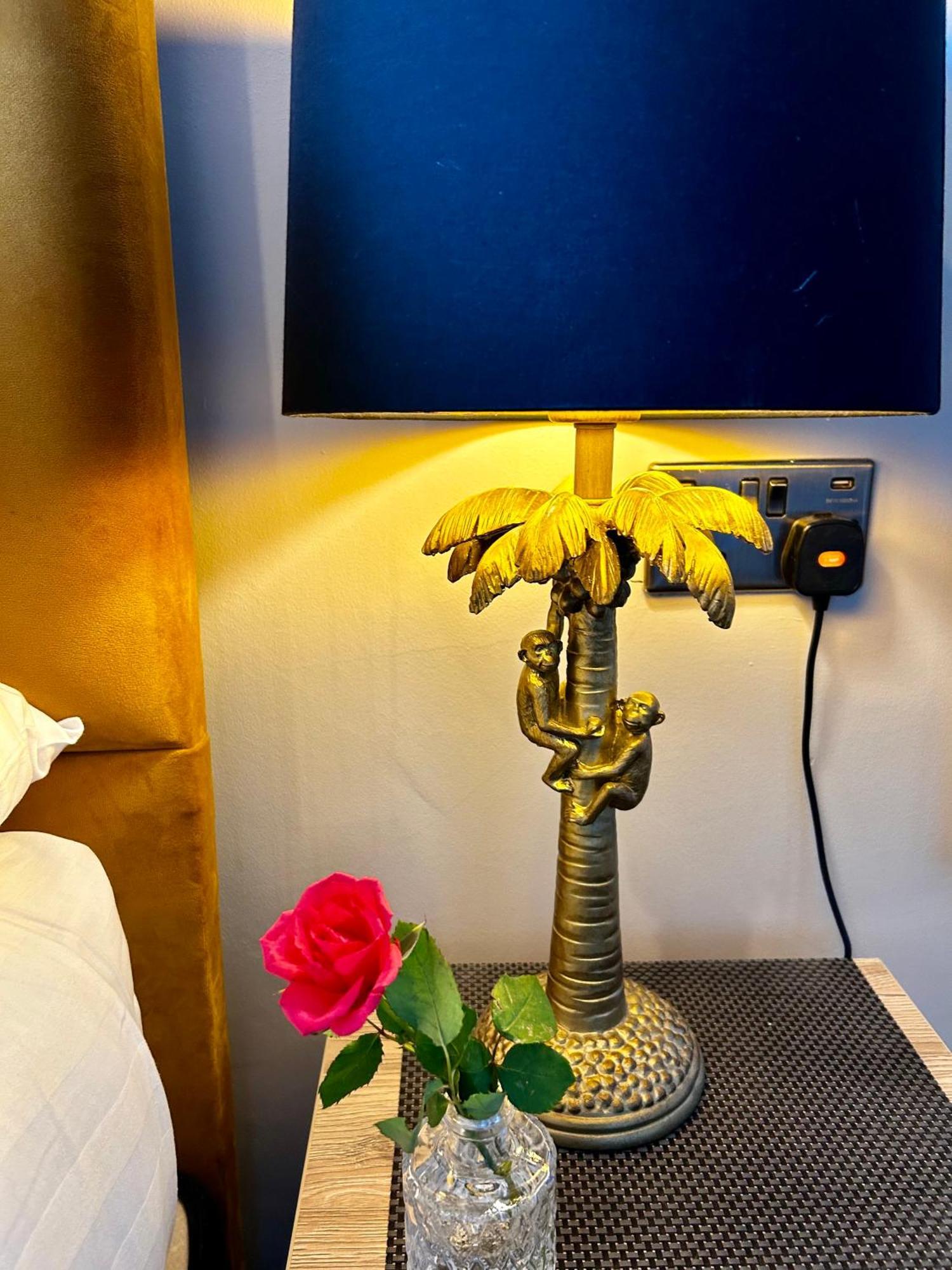Hotel No5, Beachfront With Free Private Car Park 랜디드노 외부 사진